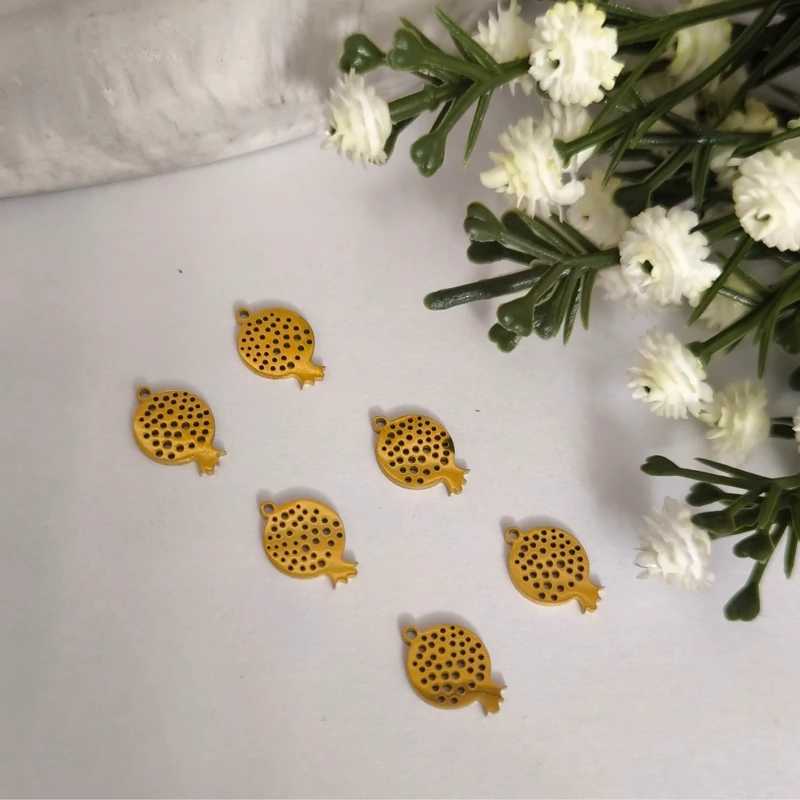 آویز ساعت استیل طرح انار 4 ( فروش محصول بصورت یک عدد آویز میباشد)