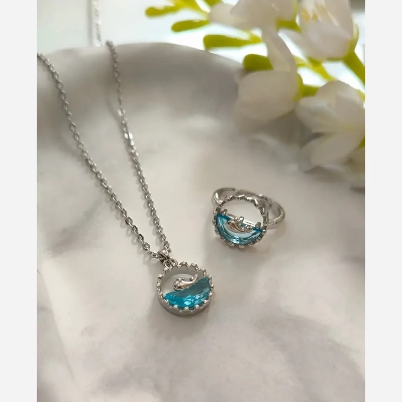 ست انگشتری و گردنبند سوارسکی طرح دلفین (انگشتری فری سایز می باشد)